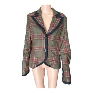 Chic Plaid Blazer with Black Accents